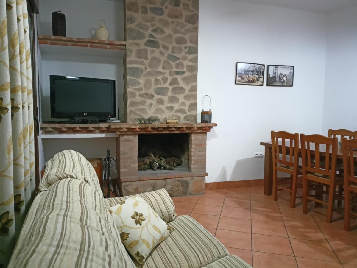 Casa Rural La Fuente Segura de León Eksteriør billede