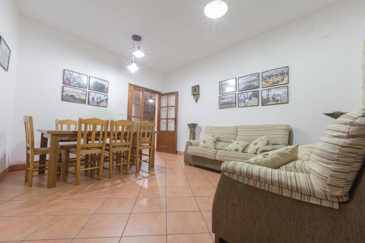 Casa Rural La Fuente Segura de León Eksteriør billede