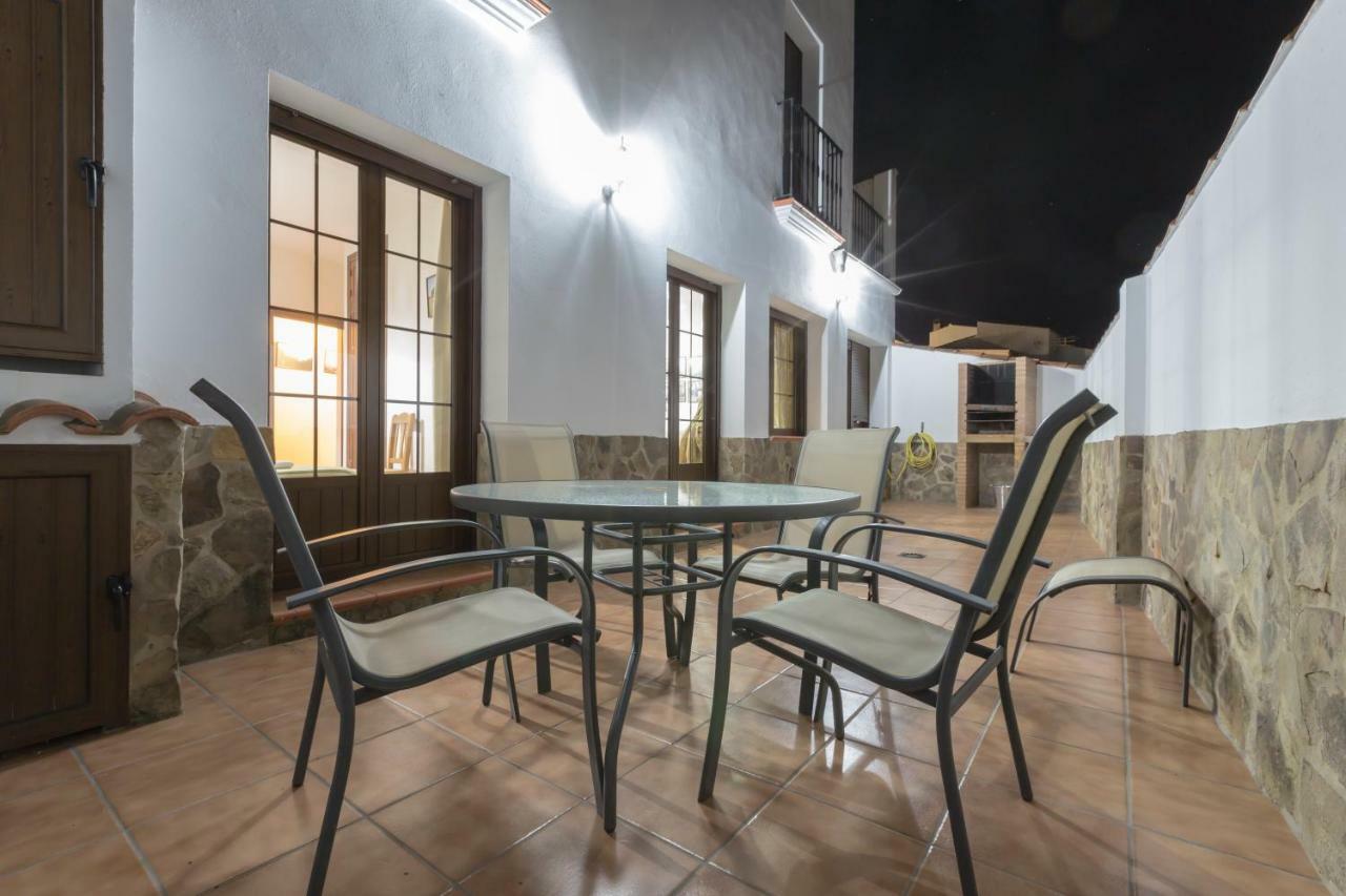 Casa Rural La Fuente Segura de León Eksteriør billede